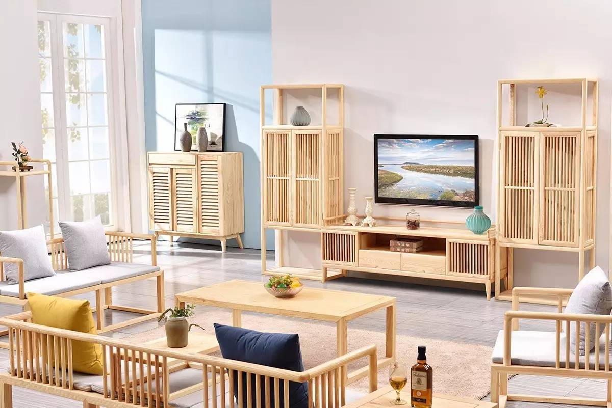 新中式風(fēng)格家具與化妝品 傳統(tǒng)美學(xué)的現(xiàn)代融合